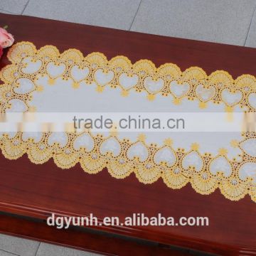 Printed table mat with 100% PVC/vinyl with beautiful lace edge