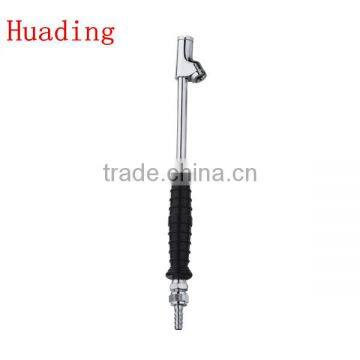 zinc-alloy material ,heavy duty dual -head tire chuck ,1/4" hose barb ,plastic handle ,chrome plated ,npt,bsp