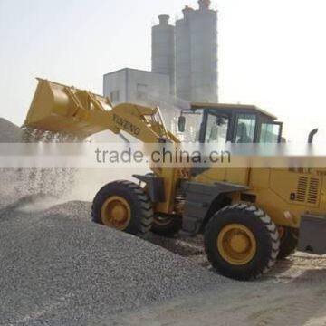 Front Wheel loader with cummins Engine