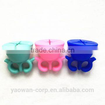 Popular Soft Silicone Nail Art Tools Finger Cots Holder photo-4