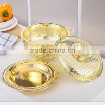 Round Mesh Colored Colanders With Lid and Plates photo-2