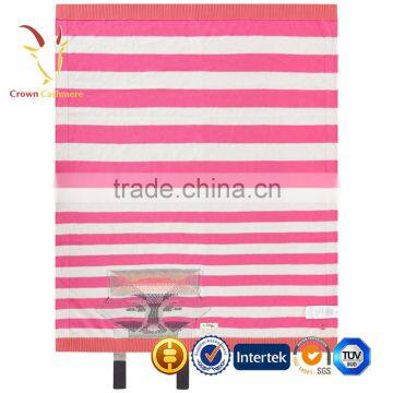 Super Soft Luxury Knitted Cashmere Throw Blanket With Fox Pattern photo-2