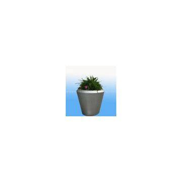 Outdoor garden planter