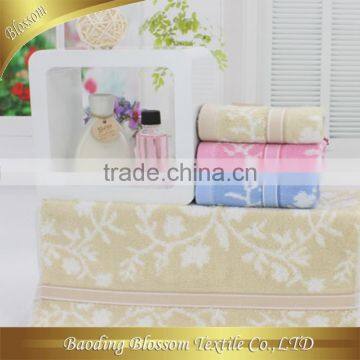Textile China Wholesale Comfortbale Bamboo Fiber Jacquard Yarn Dyed Children Towel 25*25cm photo-5