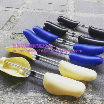 Plastic Spring Shoe Tree photo-3