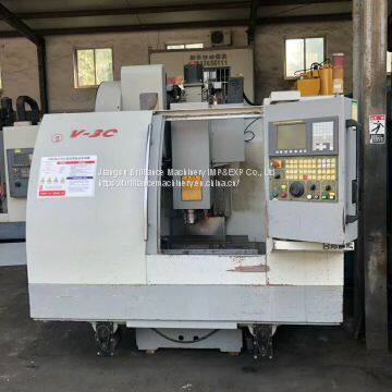 Taiwan LEADWELL V-30 Vertical Machining Center