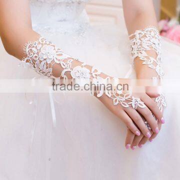 Instyles 2015 New White Satin Lace Beads Fingerless Wedding Dresses Bridal Gloves