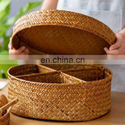 Vietnam Supplier Seagrass Picnic Basket with Lid, Handmade Baskets for Fruits Storage Wholesale