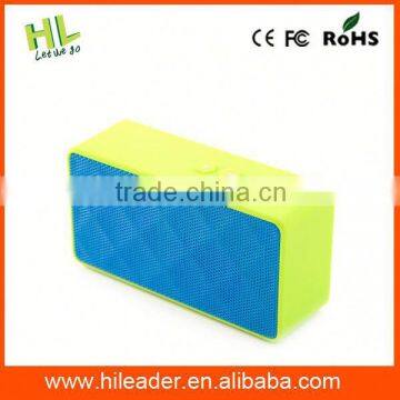 Customized new arrival cheap bluetooth speakers built-in chargeable battery