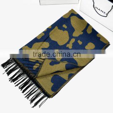 Winter Ladies Fashion Leopard Jacquard Wool Cashmere Scarf photo-4