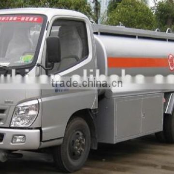 Foton 8000 liter oil tank truck, Foton 8000 liter fuel tank truck, Foton 8 m3 refueling tank truck.