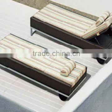 All Weather Outdoor Wicker Rattan Beach Chair photo-2
