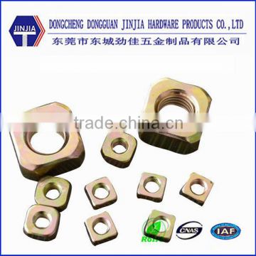 Square nuts DIN557