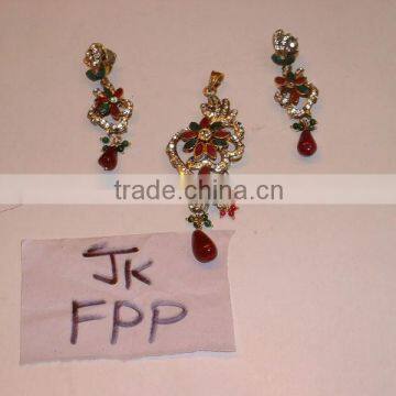 Designer Exclusive Indian Costume Fashion Imitation Jewellery ~ Artificial Gold Kundan Polki Bridal pendant Set