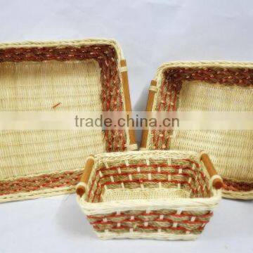 Vietnamese rattan tray with handle