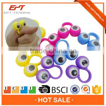 Super cute eye design cheap plastic toy rings for baby toy