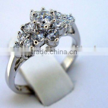 silver ring with quality cz rhodium plating QCR028