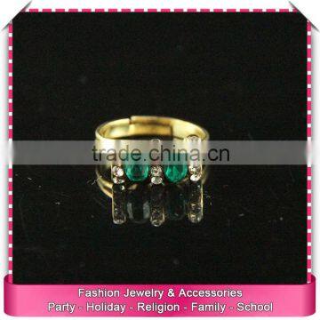 Big stone imitation gold wedding rings for women, low price green stone finger ring