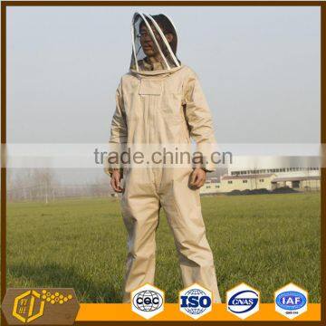 2016 High Quality Pure Cotton Beige Overall Bee Clothing Suit