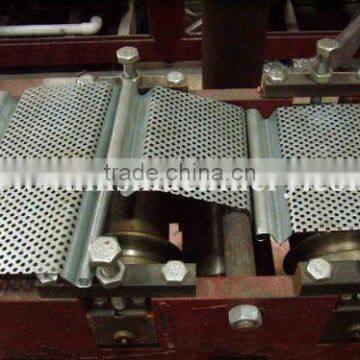 2017 Guangzhou Factory Roller Shutter Door Rolling Slat Roll Forming Machine photo-6