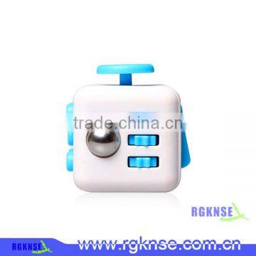 2017 Rgknse Desk hot Toy Magic Best Quality Silicone Fidget Cube In Stock