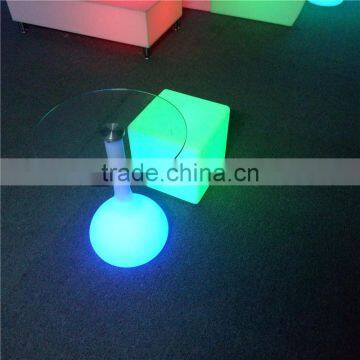 China Suplier LED Illuminated Glass Round Table and Cube Chair With Factoty Price photo-2