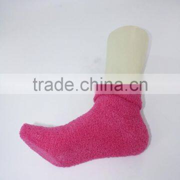 Anti Slip Polyester Chenille Cozy Fuzzy Folded Cuff Socks Women photo-5