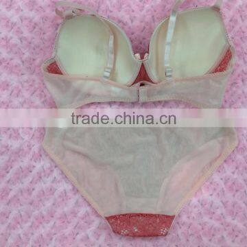 Newest Design Beautiful Ladies Elegant Lace Underwear Sexy Bra and Panty Set photo-2