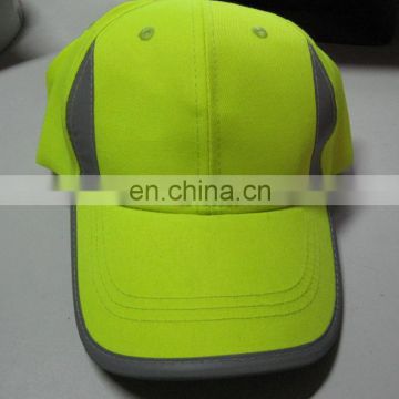 Travell visitor reflective safety cap