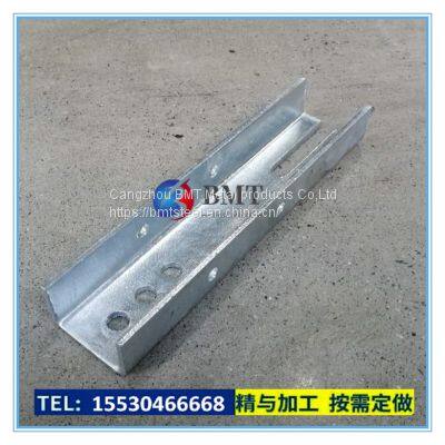 Wall type cable bearer bracket cable bearer