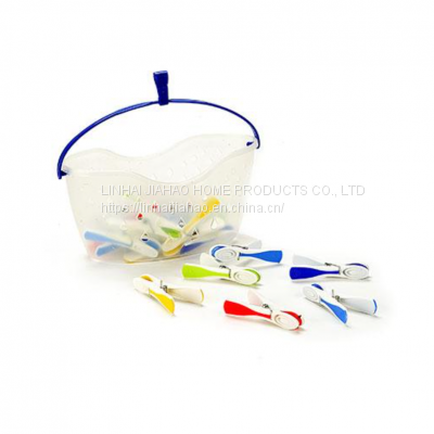 Plastic basket with 20 pegs