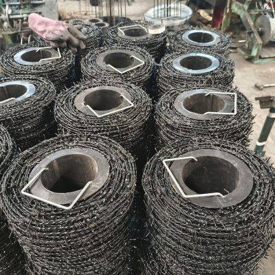 Оцинкованая острожаберная сетка. Стальной оцинкованый острожаберный забор в рулоне.