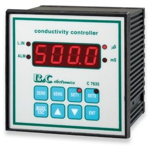 C 7635 Transmetteur de conductivité d'eau de haute pureté avec compensation thermique automatique de 0 à 100°C