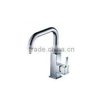 Mirror Polished Single Handle Brass Kitchen Sink Mixer