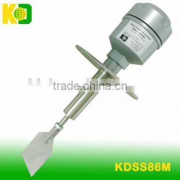 Rotary paddle pellet level sensor