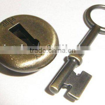 Fation key eyelets