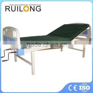 Hot Sale Medical Foldable 2 Cranks Backrest Clinic Patient Bed