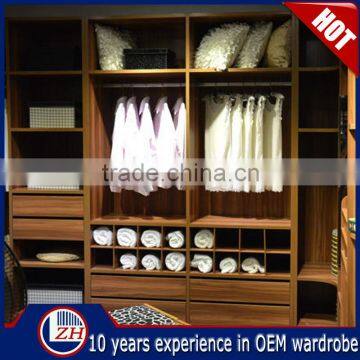 Guangzhou Mobile High Gloss Open Wardrobe in Fancy Design photo-6