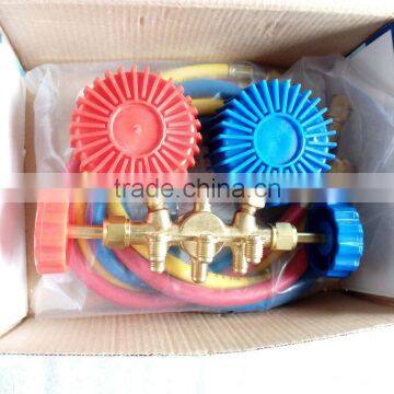 Brass Manifold Gauge Set With Charging Hose, Shock-Proof, Brass Valve Body photo-2