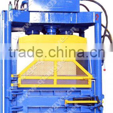 Vertical Baler for waste plastic/ paper