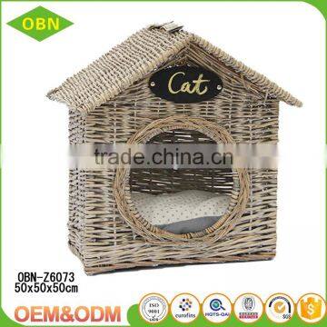 Custom eco-friendly material pure handmade comfortable rattan indoor wicker cat house or pet basket