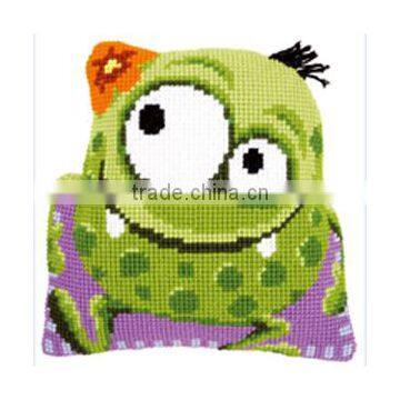 Tapestry kit(CHUNKY CROSS STITCH CUSHION.KIT).UN002 .fashion.080-01