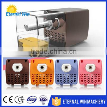 Hot-selling small capacity small oil mill machinery home use cold oil press machine