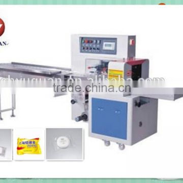 Automatic flow packing machine for biscuits