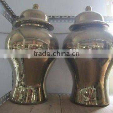 chinese golden genaral ceramic vase(with lids)