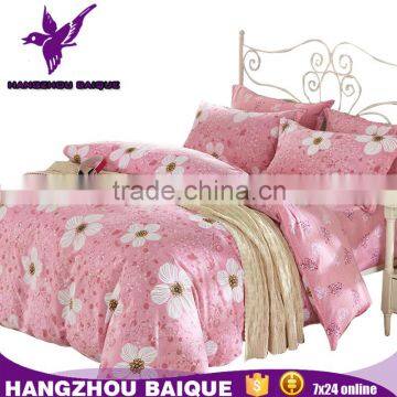 100% Cotton Pink China Supplier Bedding Sets with White Flowers