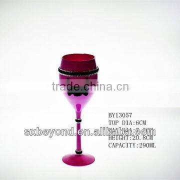 rose red color wine glass with skull head decoration
