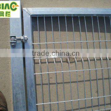 fence trellis gate