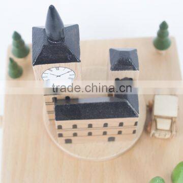London's Big Ben Moving Wooden Nature Gift Musical Box