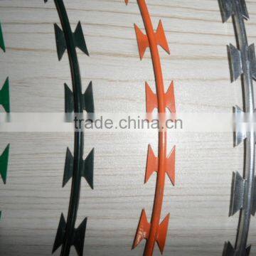 Cross Type Galvanized Razor Barbed Wire Fence for Military